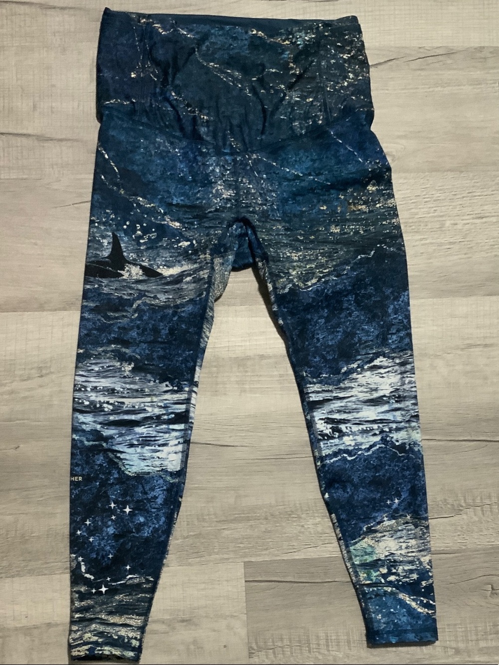 Ocean and whale print leggings